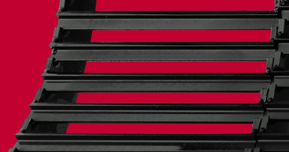 close up of Razors Edge notched bars